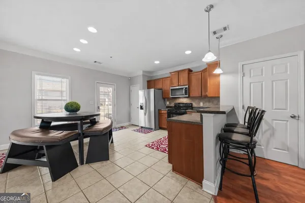 $285,000 | 236 Oconee River Circle, Athens, GA 30605