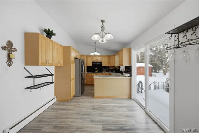 $449,900 | 427 Cherry Lane, Lewiston, NY 14092