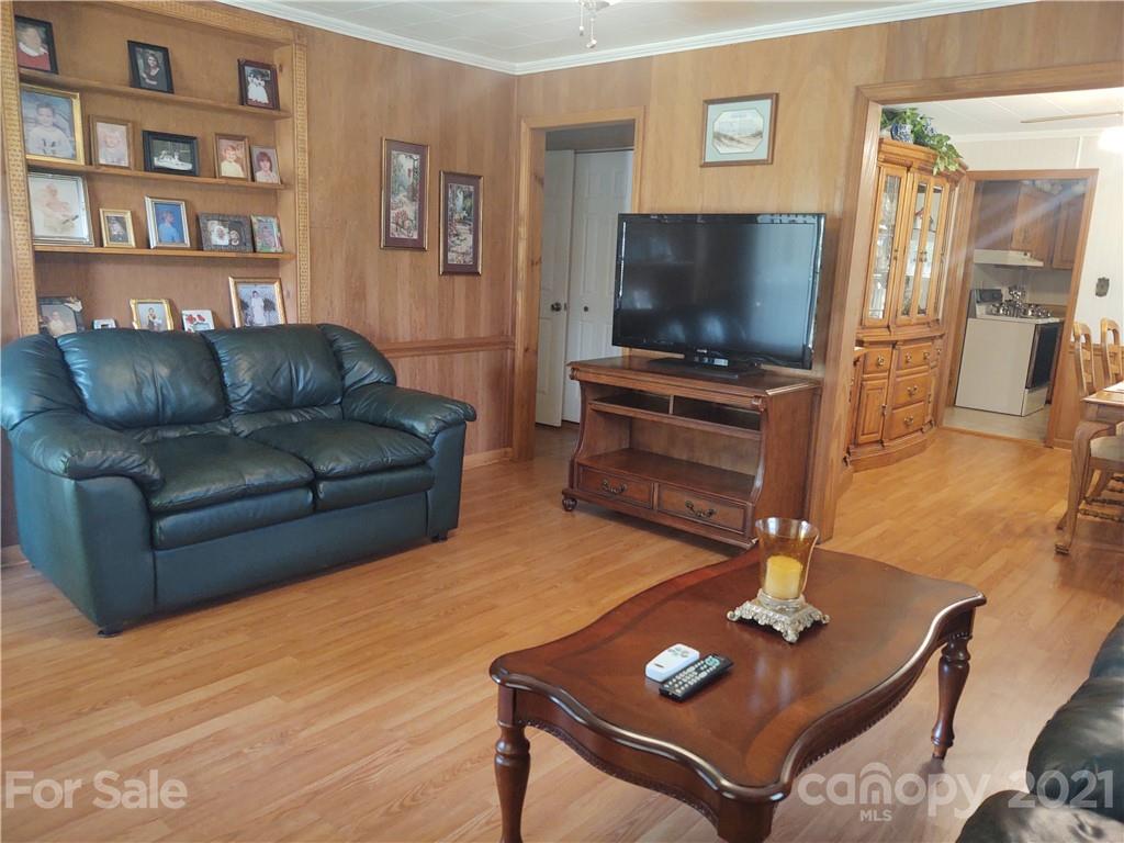 160 Justice Drive Rutherfordton, NC 28139 - Photo 4 of 13 Gallery Image 4