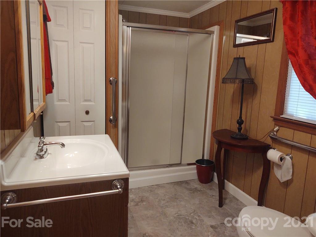 160 Justice Drive Rutherfordton, NC 28139 - Photo 8 of 13 Gallery Image 8