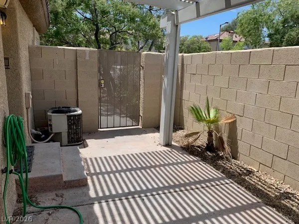 $1,800 | 7604 Almeria Street, Las Vegas, NV 89128