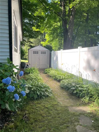 $73,000 | 3155 Lexington Avenue, Unit 14, Mohegan Lake, NY 10547