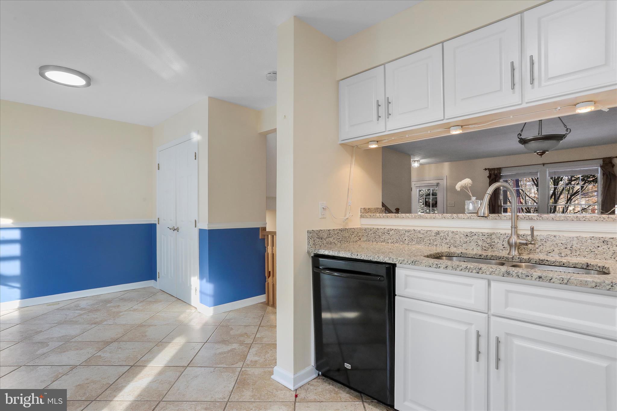 1917 Cross Trails Road Windsor Mill, MD 21244 - Photo 9 of 34