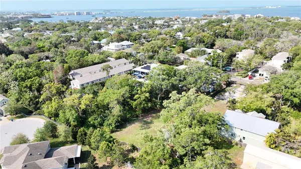 $375,000 | 290 Orange Street, Palm Harbor, FL 34683