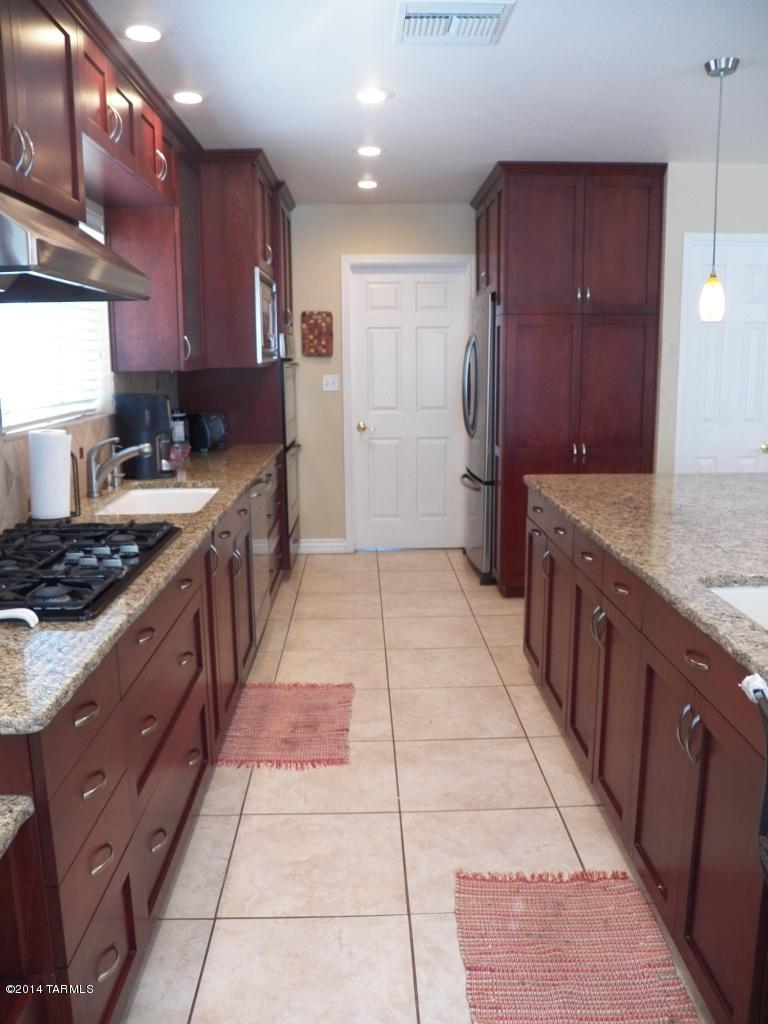 12025 East Barbary Coast Road Tucson, AZ 85749 - Photo 12 of 24
