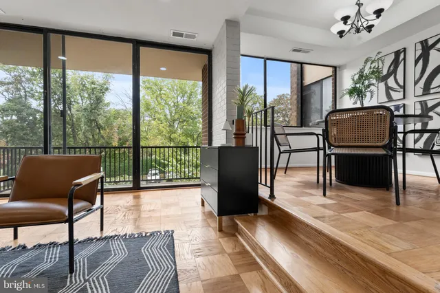 $200,000 | 2114 Bonnywood Lane, Unit 201, Silver Spring, MD 20902