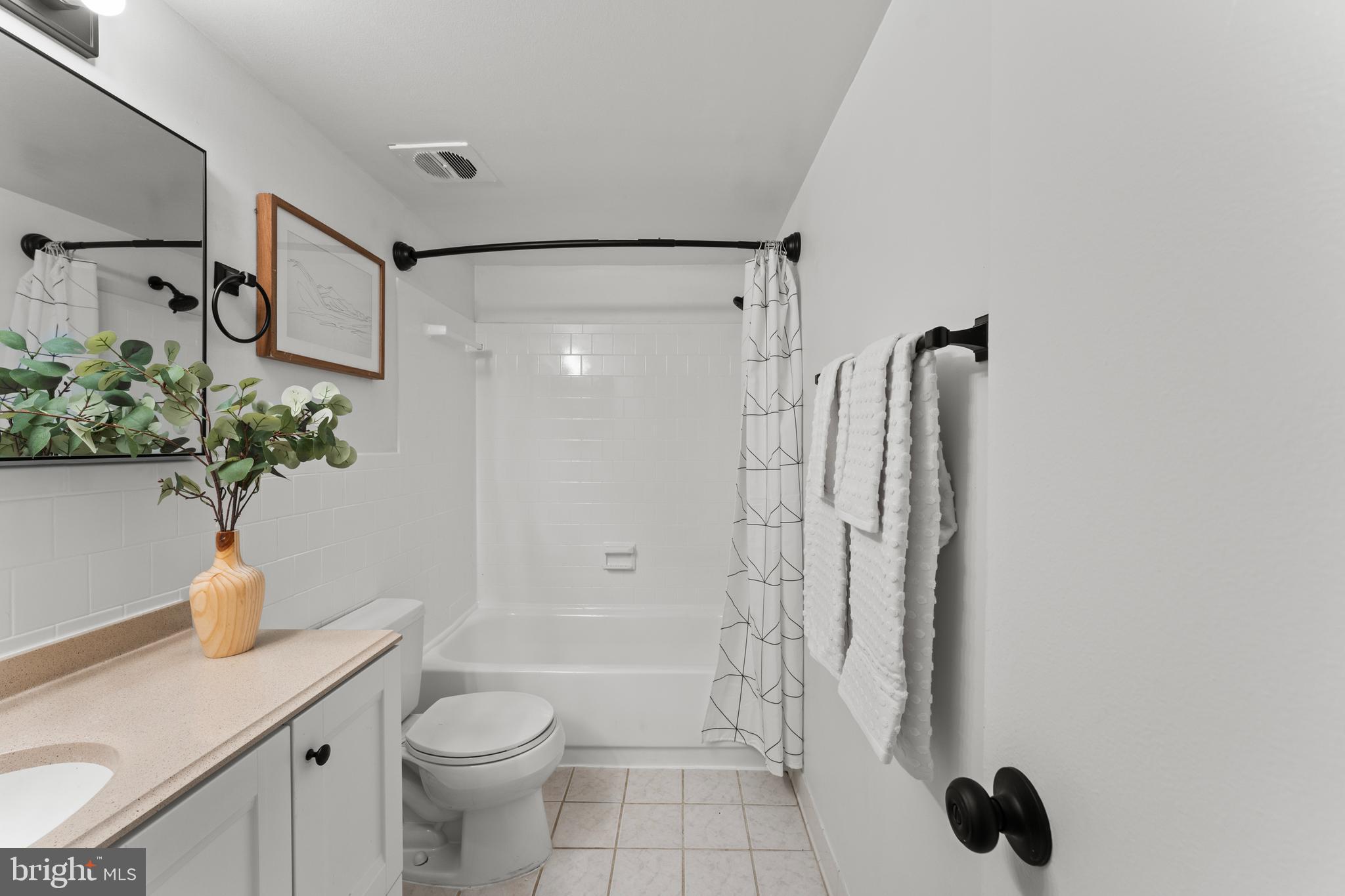 2114 Bonnywood Lane, Unit 201 Silver Spring, MD 20902 - Photo 16 of 39