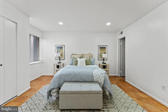 $200,000 | 2114 Bonnywood Lane, Unit 201, Silver Spring, MD 20902