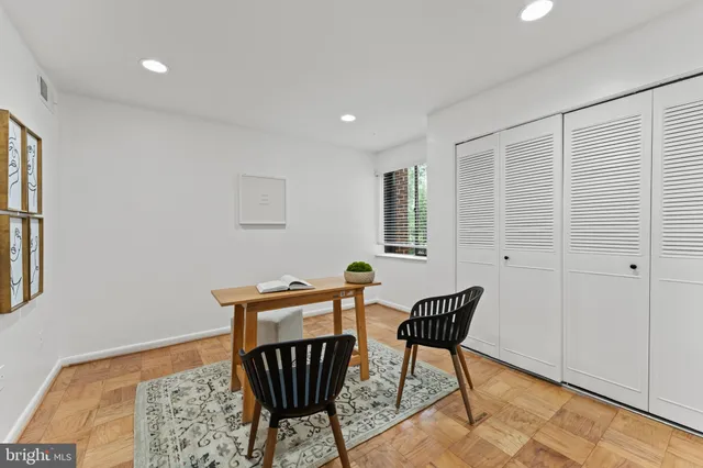 $200,000 | 2114 Bonnywood Lane, Unit 201, Silver Spring, MD 20902