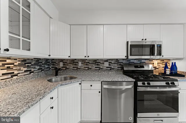 $200,000 | 2114 Bonnywood Lane, Unit 201, Silver Spring, MD 20902