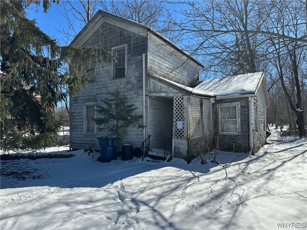 2053 Shadagee Road Evans, NY 14047 - Photo 1 of 3