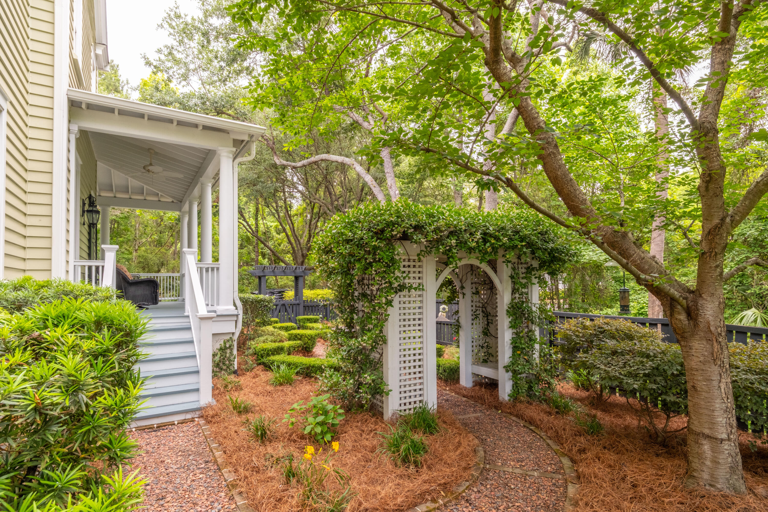 224 Ponsbury Road Mount Pleasant, SC 29464 - Photo 35 of 57 34