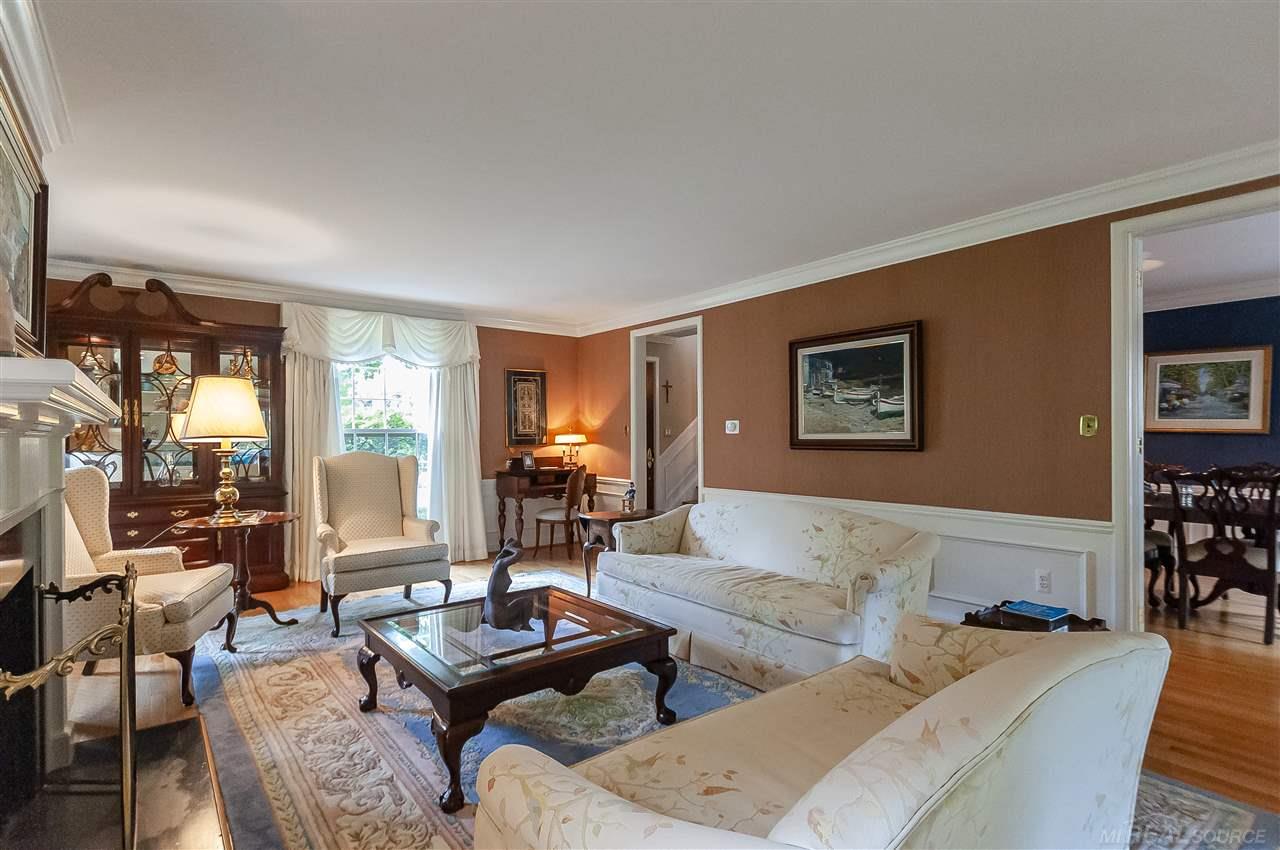 74 Lewiston Road Grosse Pointe Farms, MI 48236 - Photo 5 of 67