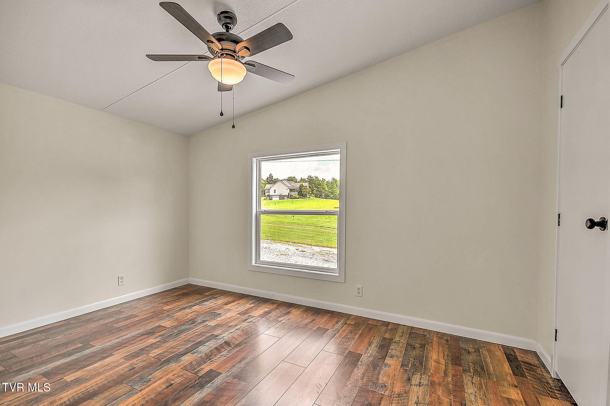 650 Ottway Road Greeneville, TN 37745 - Photo 21 of 44 22-web-or-mls-650 Ottway Rd BW-23