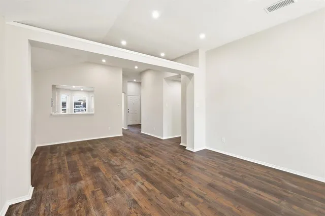 $299,900 | 5910 Fawn Meadow Trail, Arlington, TX 76017