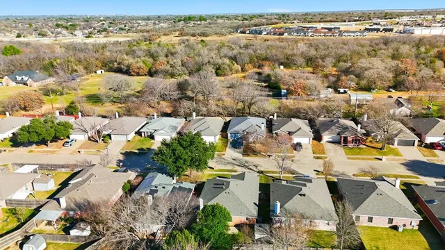 $299,900 | 5910 Fawn Meadow Trail, Arlington, TX 76017