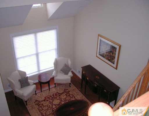 10 Potomac Road Monmouth Junction, NJ 08852 - Photo 5 of 8 Gallery Image 5