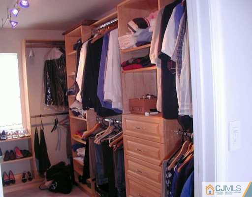 10 Potomac Road Monmouth Junction, NJ 08852 - Photo 8 of 8 Gallery Image 8