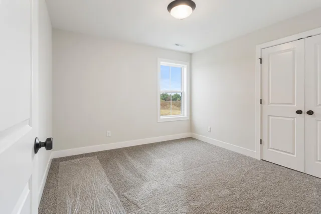 $404,900 | 25 Meadow Drive, Monticello, IL 61856