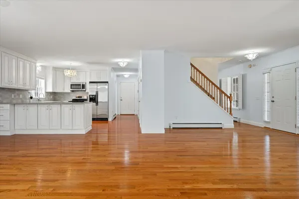 $749,900 | 21 Rosebud Lane, Brewer, ME 04412