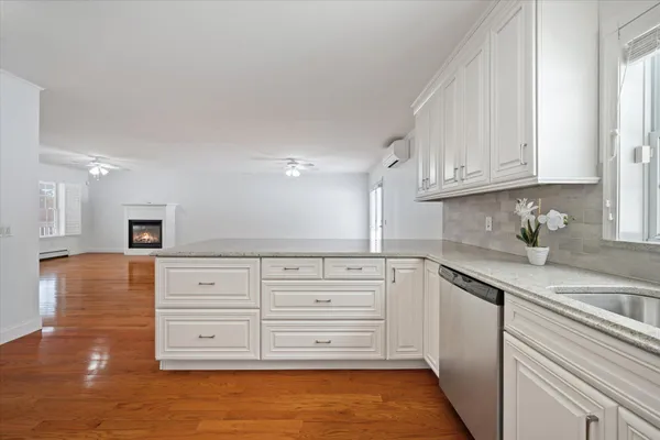 $749,900 | 21 Rosebud Lane, Brewer, ME 04412