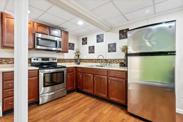 $749,900 | 21 Rosebud Lane, Brewer, ME 04412