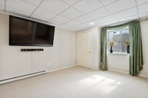$749,900 | 21 Rosebud Lane, Brewer, ME 04412