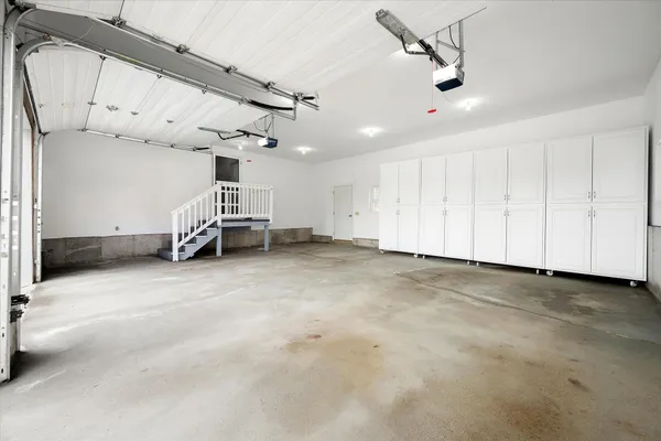 $749,900 | 21 Rosebud Lane, Brewer, ME 04412
