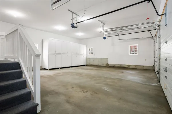 $749,900 | 21 Rosebud Lane, Brewer, ME 04412