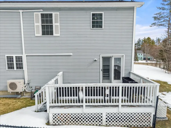 $749,900 | 21 Rosebud Lane, Brewer, ME 04412