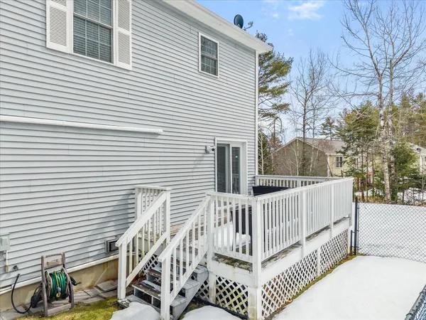 $749,900 | 21 Rosebud Lane, Brewer, ME 04412