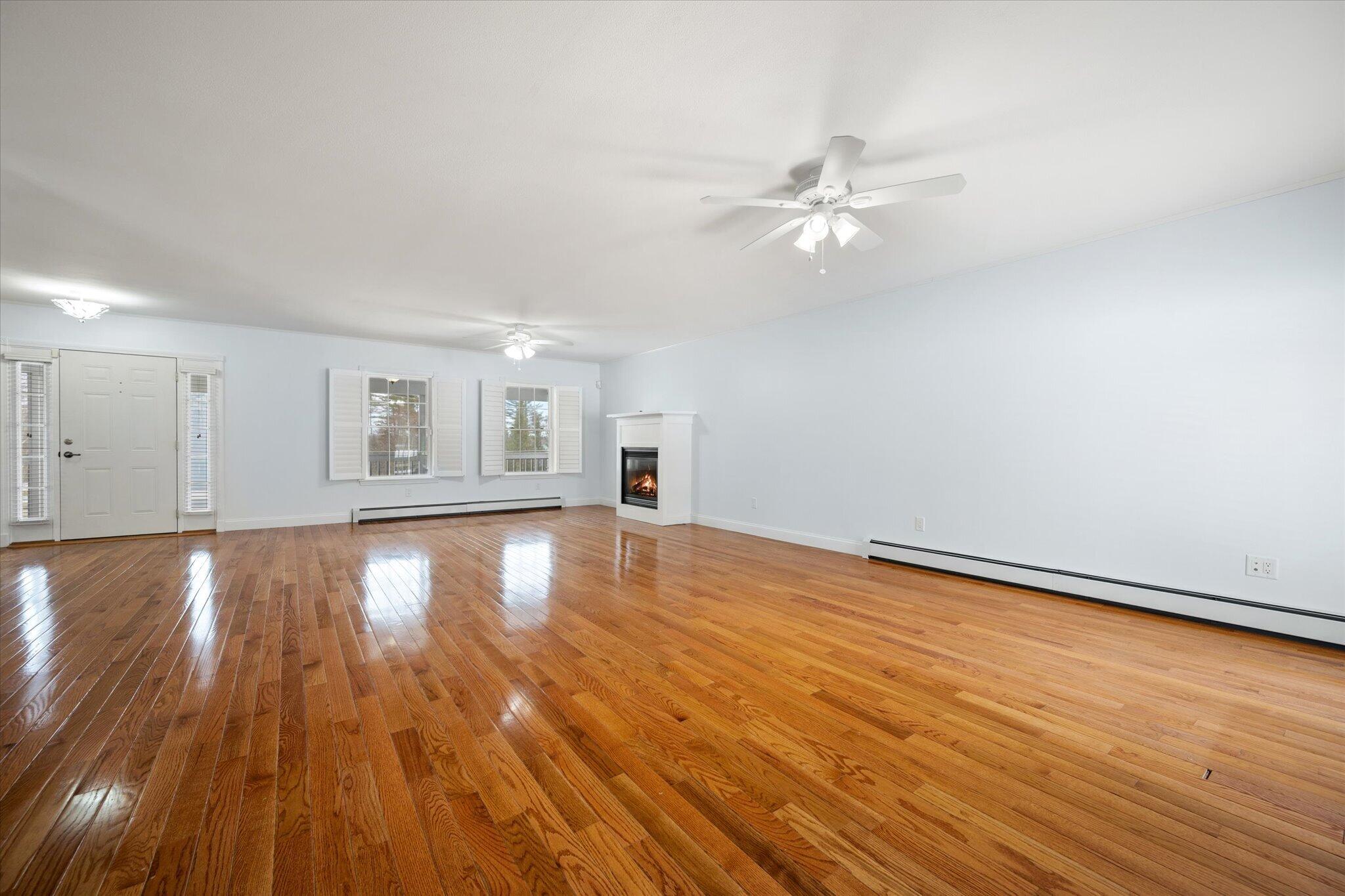 21 Rosebud Lane Brewer, ME 04412 - Photo 8 of 79 11-Living Room