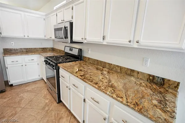 $2,395 | 10326 Queens Church Avenue, Las Vegas, NV 89135