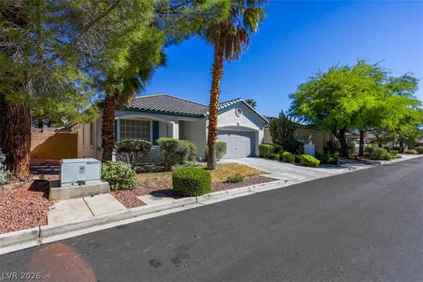 $2,395 | 10326 Queens Church Avenue, Las Vegas, NV 89135