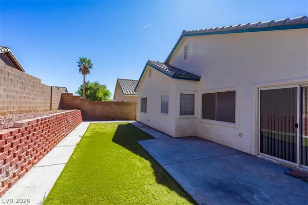 $2,395 | 10326 Queens Church Avenue, Las Vegas, NV 89135