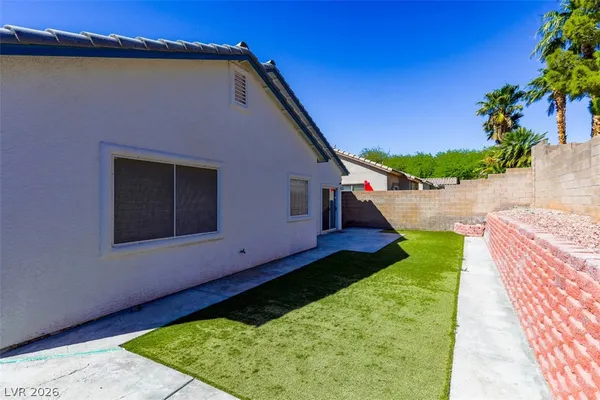 $2,395 | 10326 Queens Church Avenue, Las Vegas, NV 89135