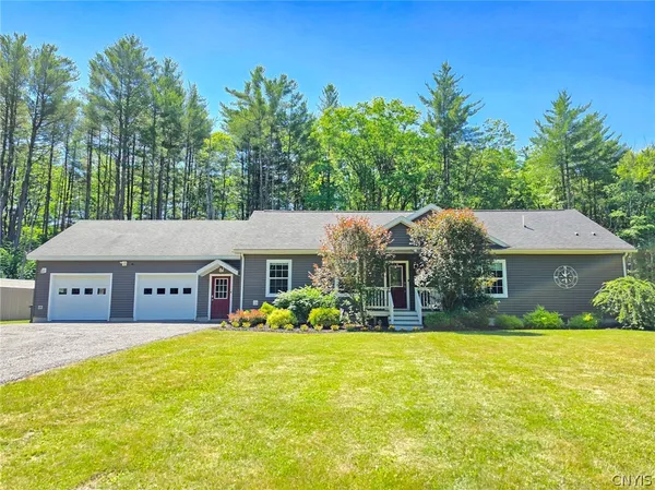 $349,900 | 9940 Elpis Road, Vienna, NY 13316