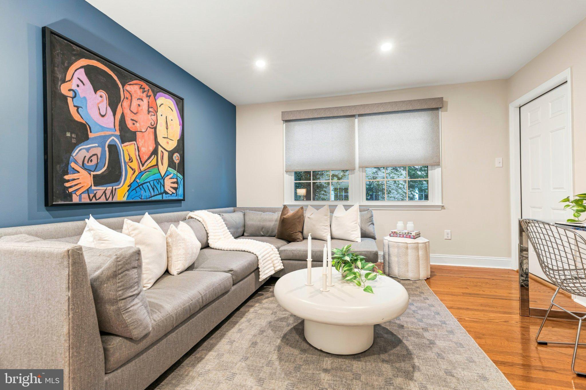 8113 Winston Road Philadelphia, PA 19118 - Photo 18 of 57 Den