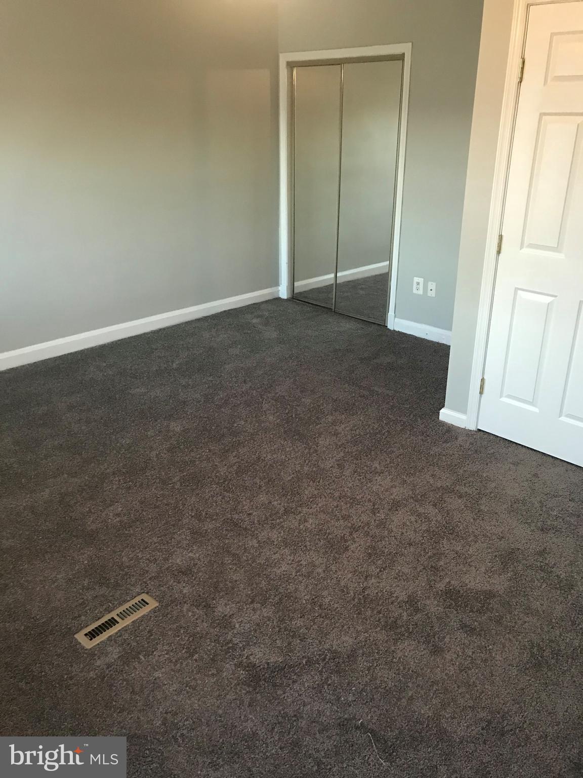 437 Torner Road Baltimore, MD 21221 - Photo 11 of 15