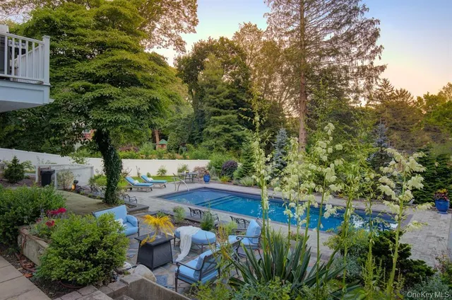 $11,000 | 2 Spring Hollow Road, Centerport, NY 11721