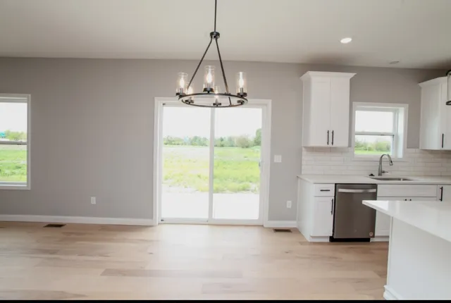 $425,000 | 416 Bobwhite Way, Normal, IL 61761