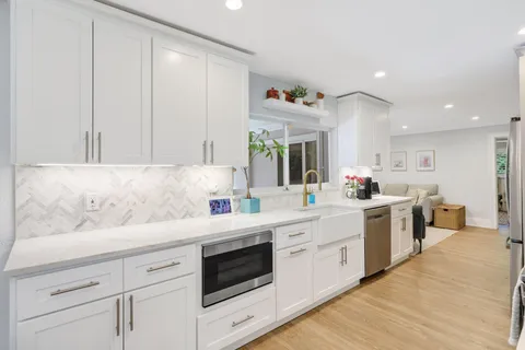 $929,000 | 926 Southwest 1st Street, Boca Raton, FL 33486