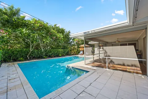 $929,000 | 926 Southwest 1st Street, Boca Raton, FL 33486