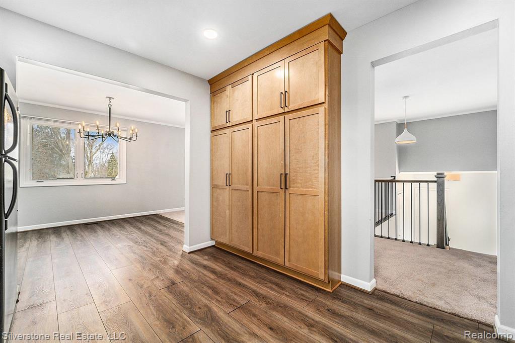 804 Dickson Lane Rochester Hills, MI 48307 - Photo 10 of 24