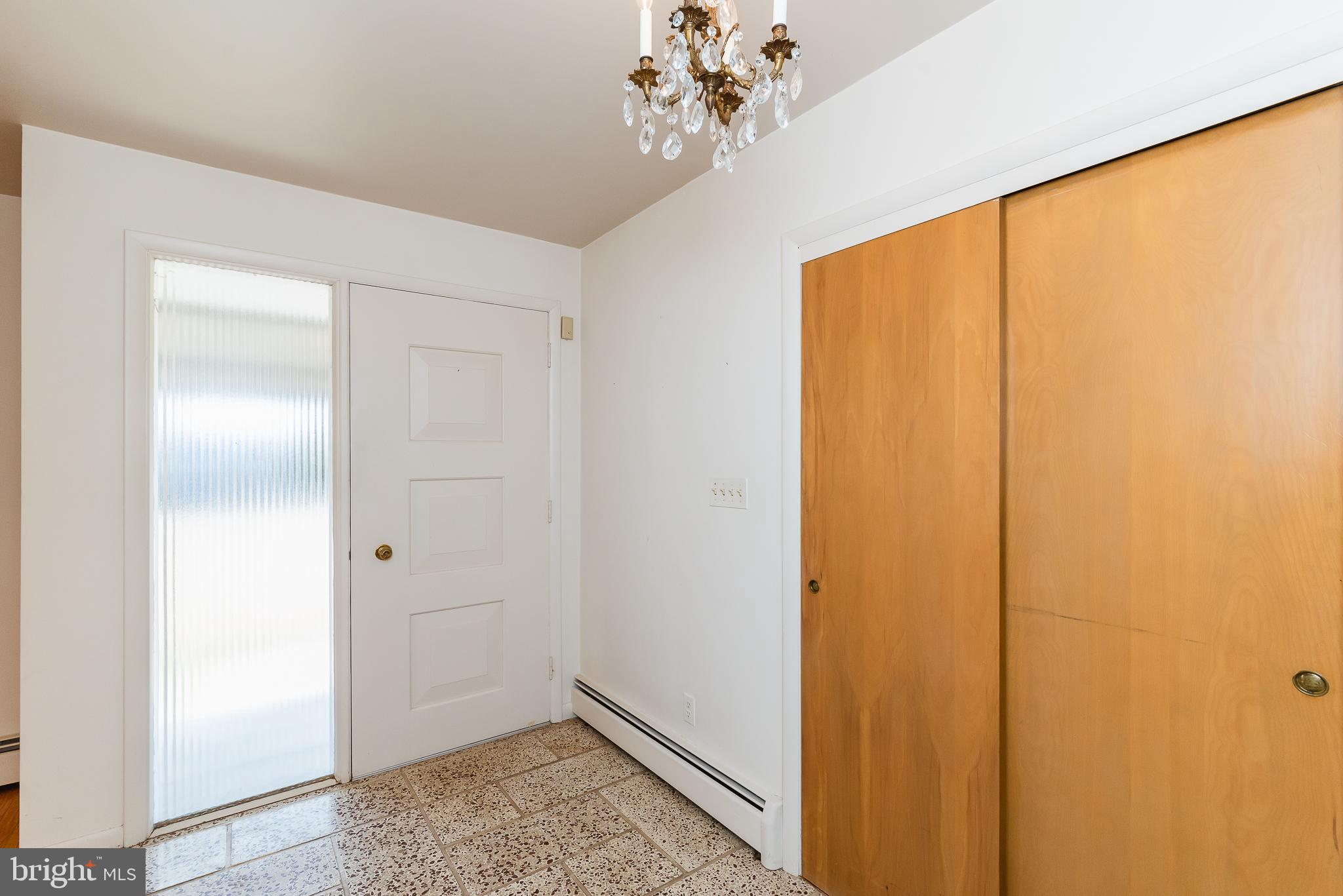 4819 Carroll Manor Road Baldwin, MD 21013 - Photo 6 of 35 Foyer