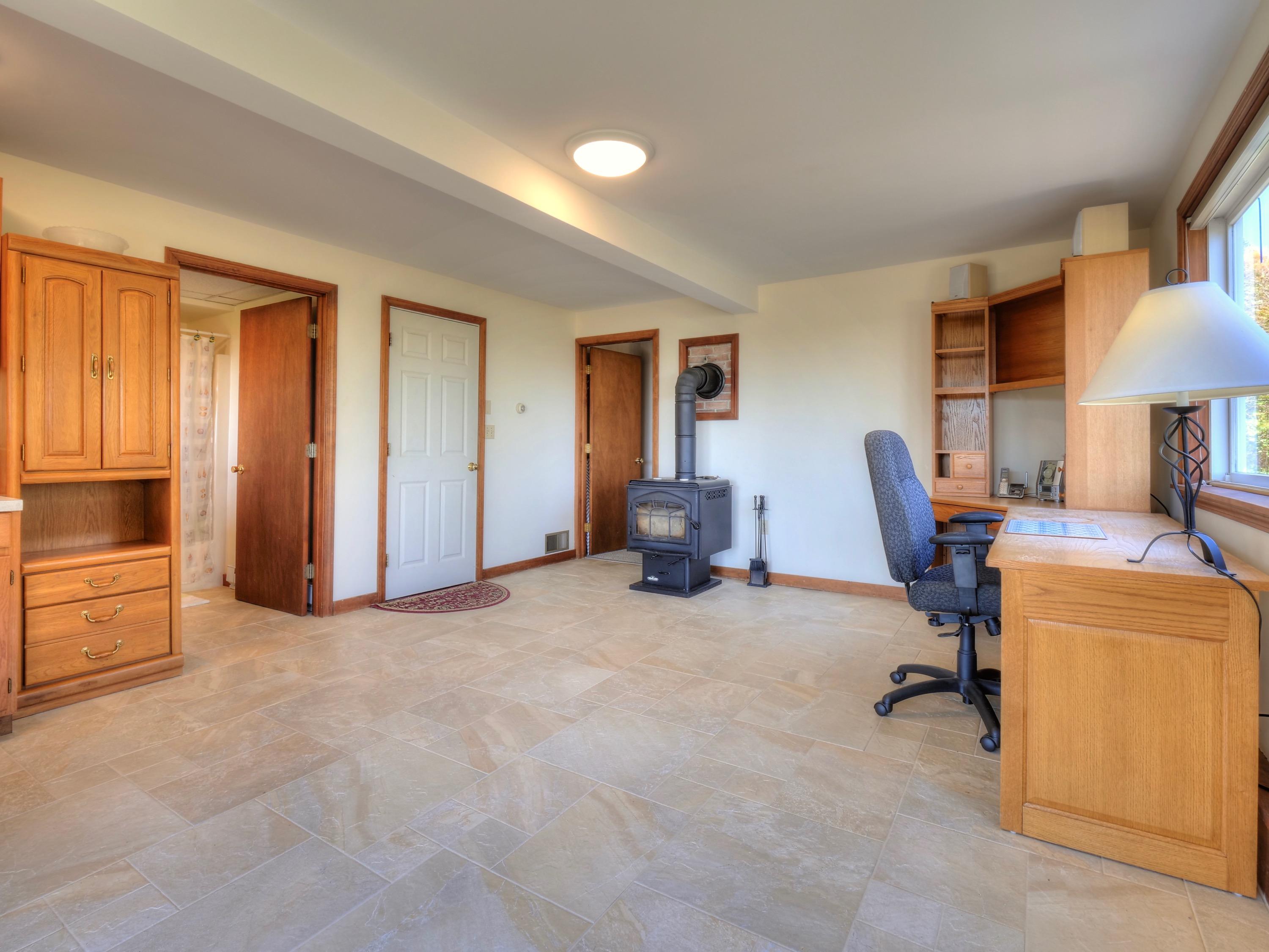 15 Ash Is Vw Road Owls Head, ME 04854 - Photo 22 of 64 1st Floor Office