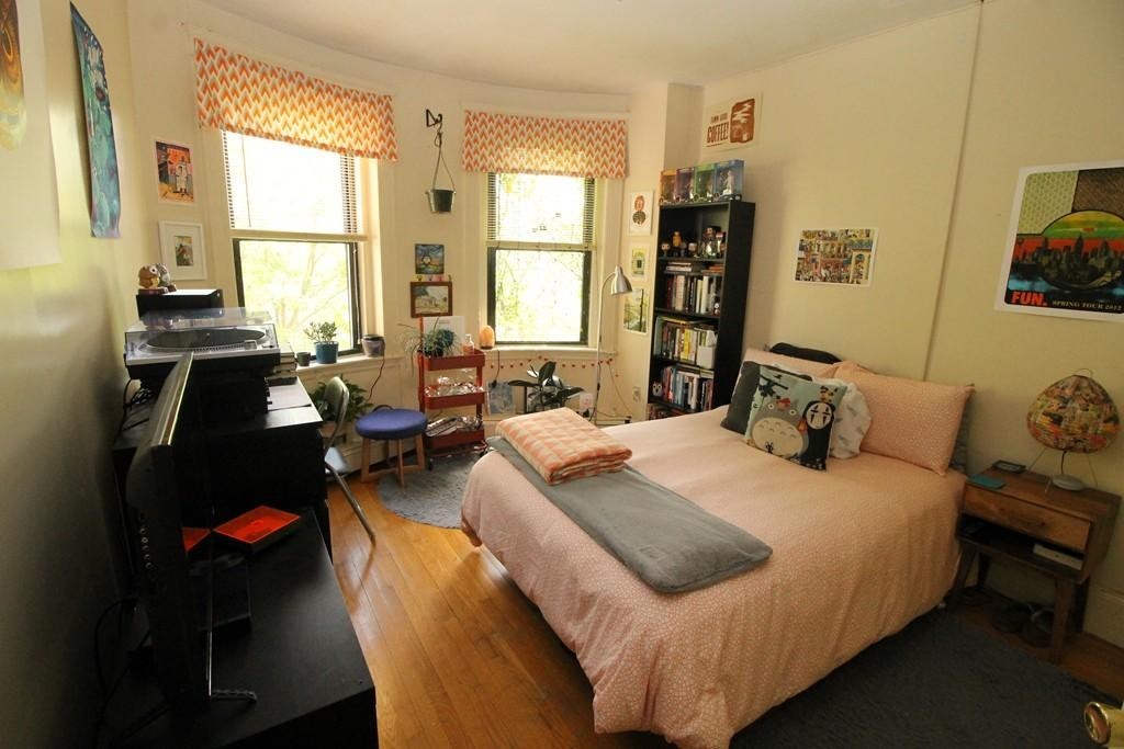 1680 Commonwealth Avenue, Unit 1 Boston, MA 02135 - Photo 2 of 7