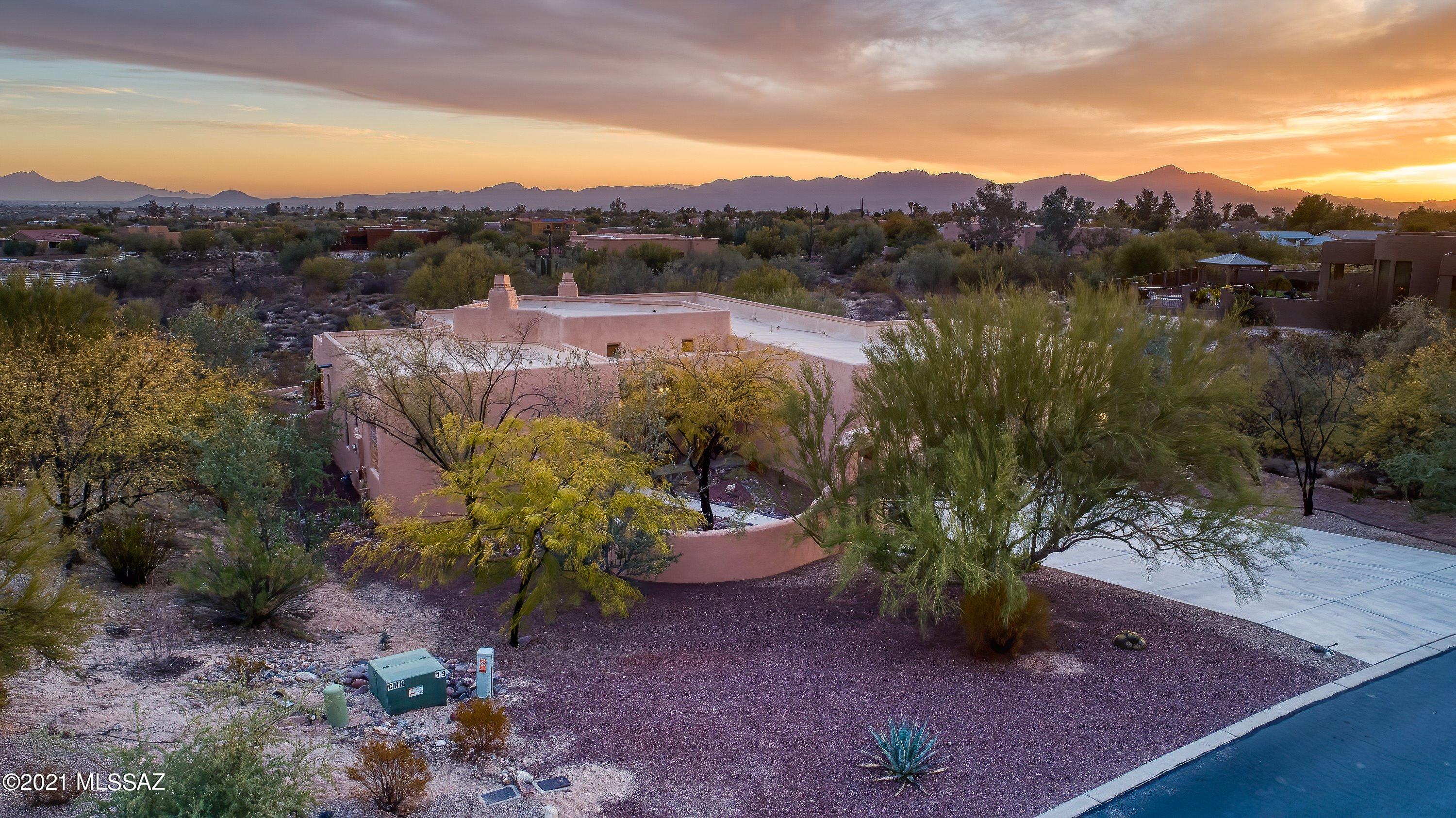 2425 West Oasis Road Oro Valley, AZ 85742 - Photo 6 of 36