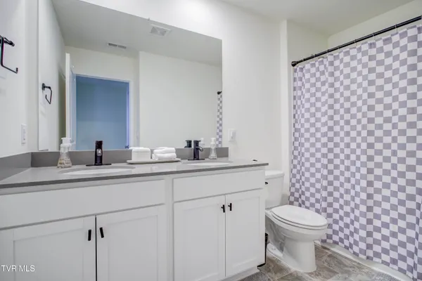 $388,000 | 2564 Bridgeforth Crossing, Kingsport, TN 37664