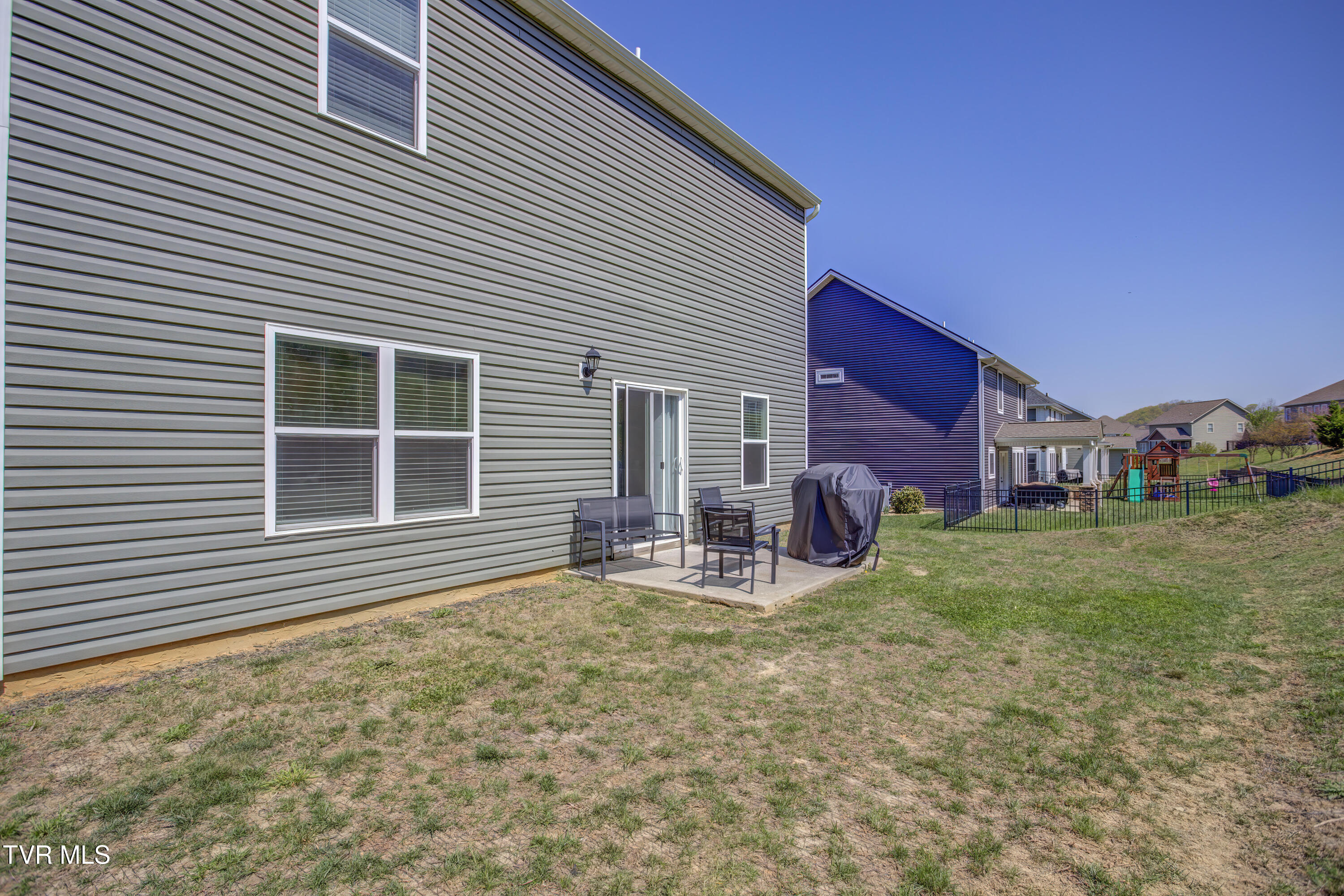 2564 Bridgeforth Crossing Kingsport, TN 37664 - Photo 26 of 28 2564 Bridgeforth Crossing (36)